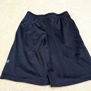 Champion - Boys Drawstring Shorts - Size Youth Medium (8/10)